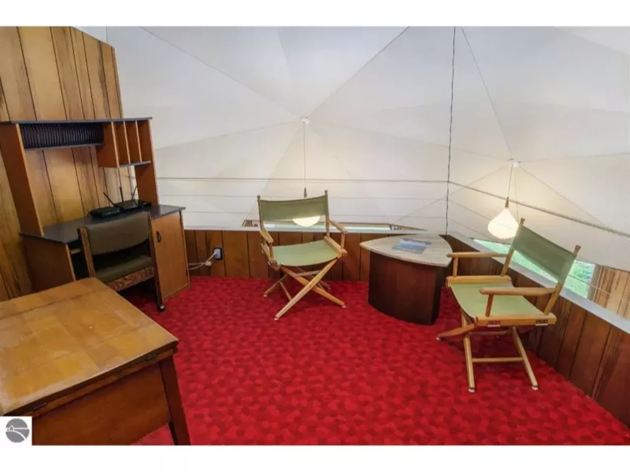 Image: This mid-century dome home on Crystal Lake is a retro hideaway &#151;&nbsp;let's take a tour