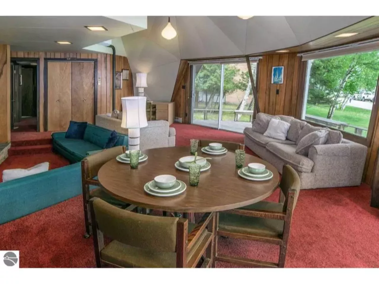 Image: This mid-century dome home on Crystal Lake is a retro hideaway &#151;&nbsp;let's take a tour