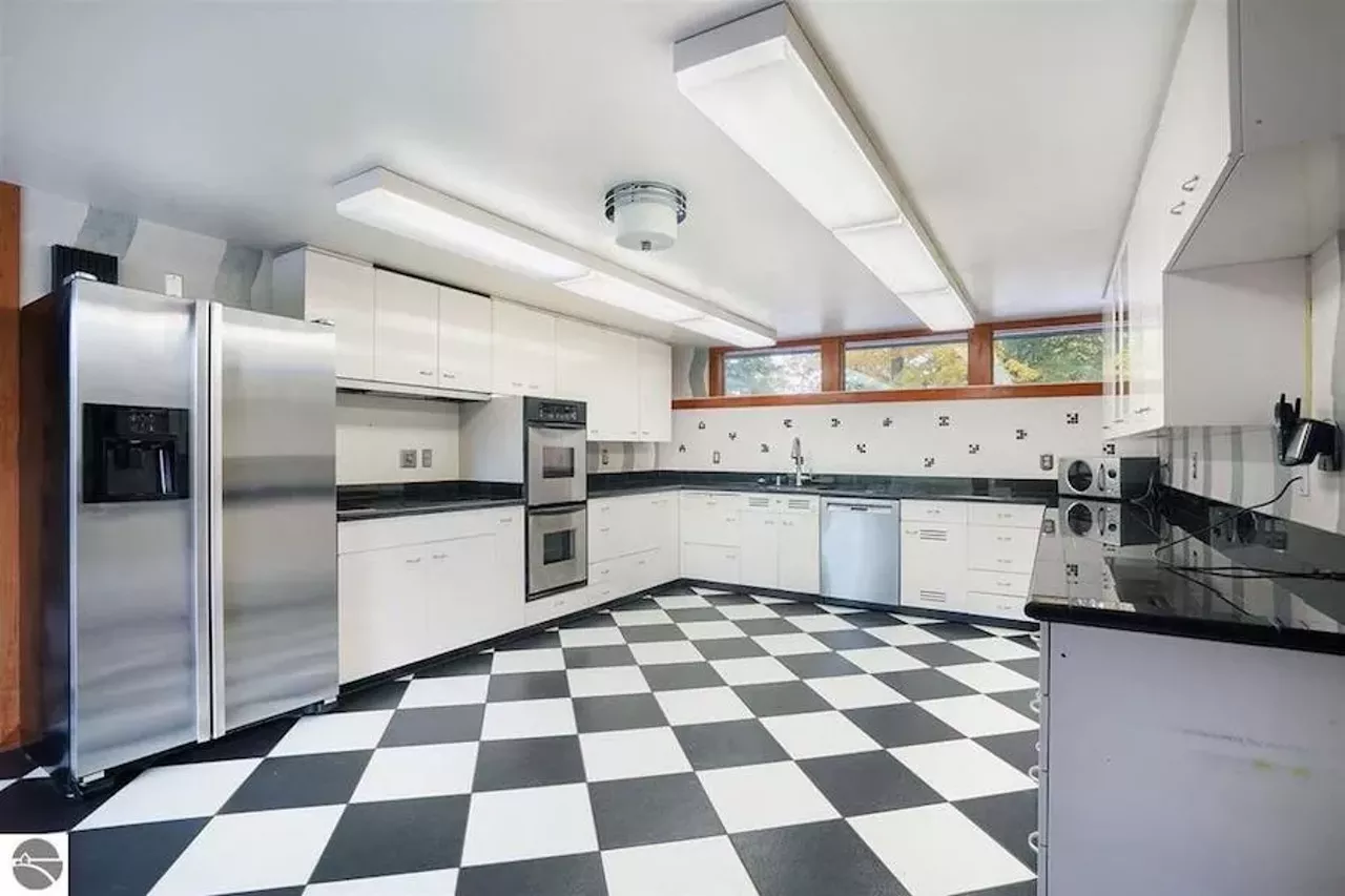 Image: This Mid-Century Modern Mount Pleasant home was designed by a Frank Lloyd Wright apprentice &#151; and we want to die here