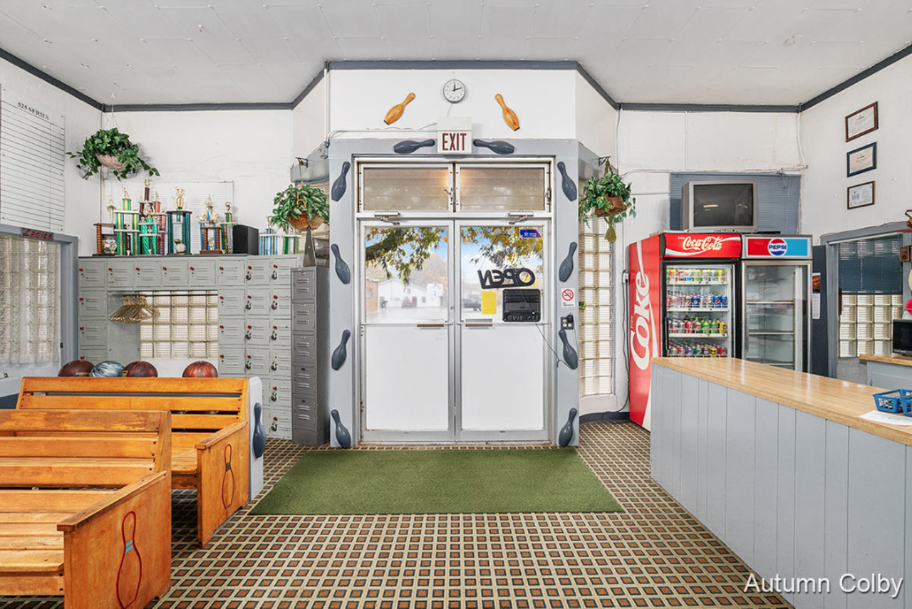Image: This old-school Michigan bowling alley is for sale for just $130k — let’s take a tour