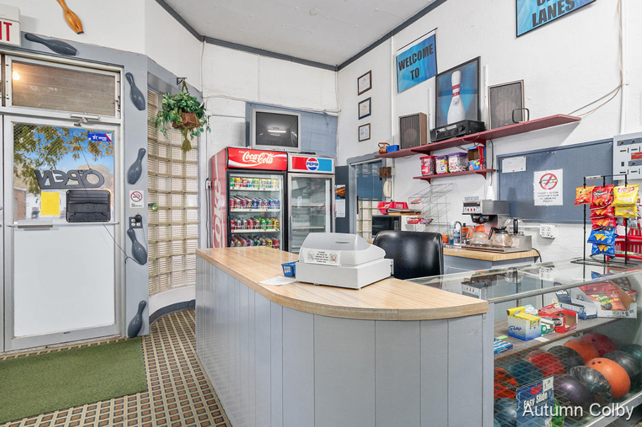 Image: This old-school Michigan bowling alley is for sale for just $130k — let’s take a tour