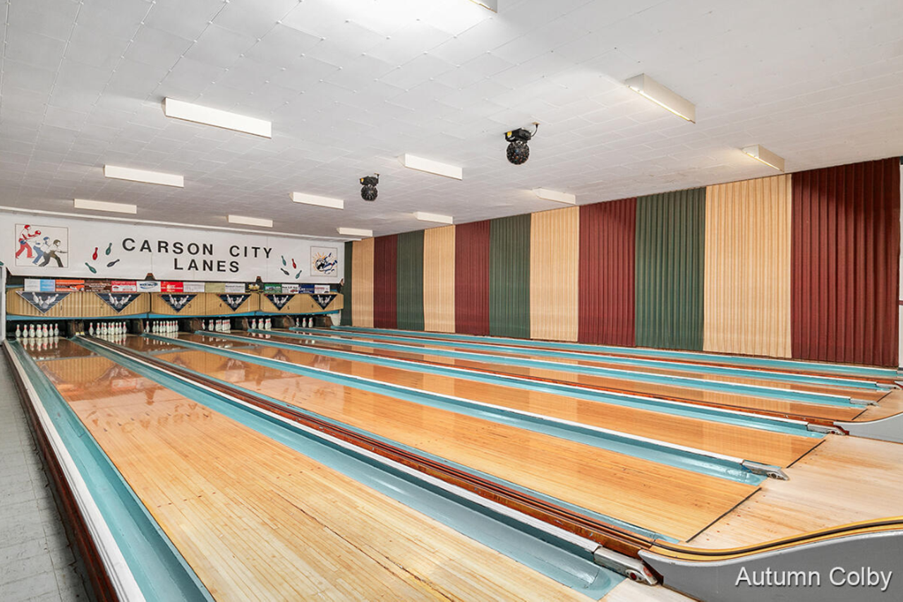 Image: This old-school Michigan bowling alley is for sale for just $130k — let’s take a tour