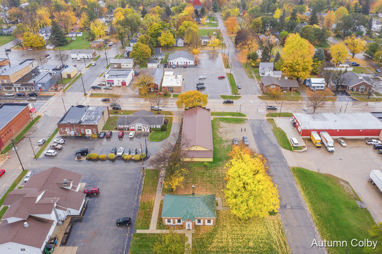 Image: This old-school Michigan bowling alley is for sale for just $130k — let’s take a tour