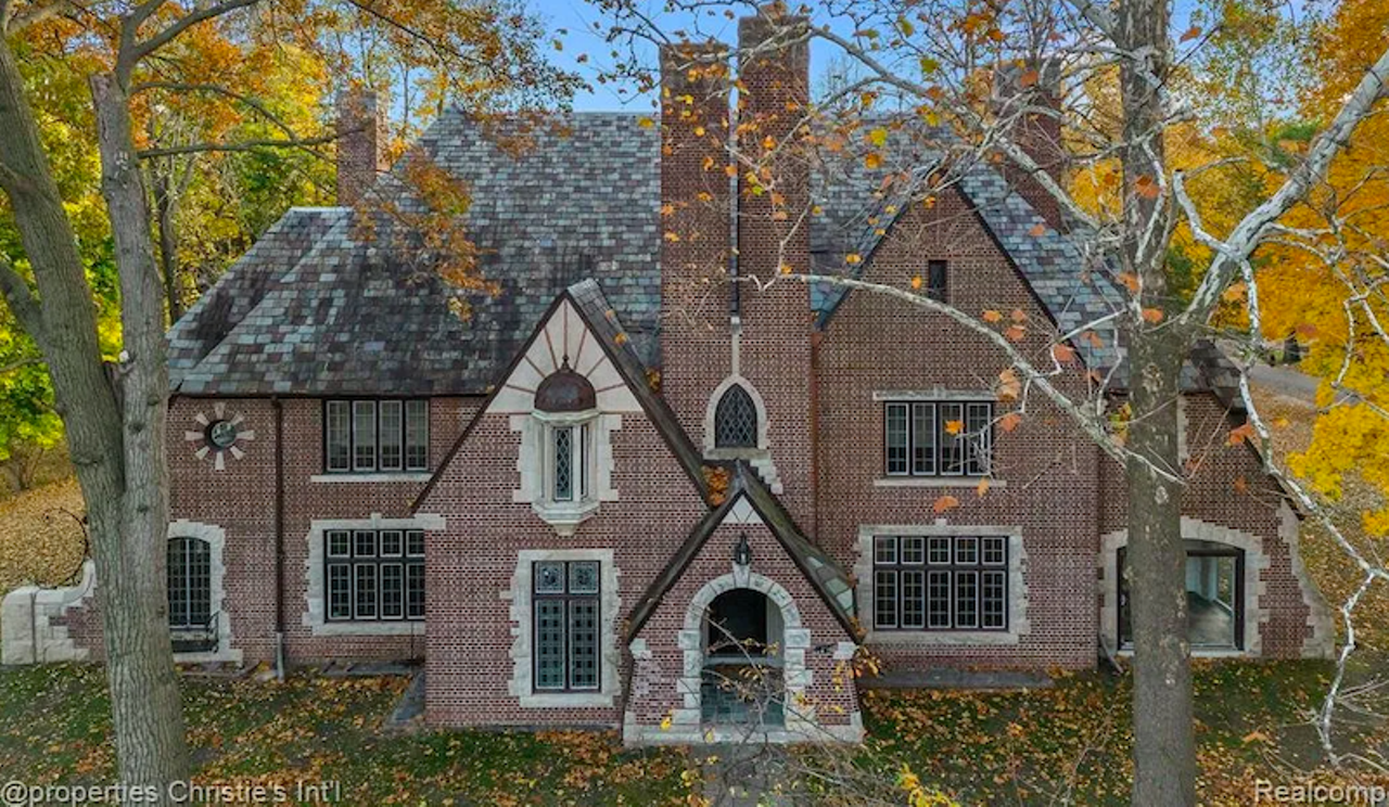 Image: This Palmer Woods home is up for sale and once belonged to a Detroit Tigers owner