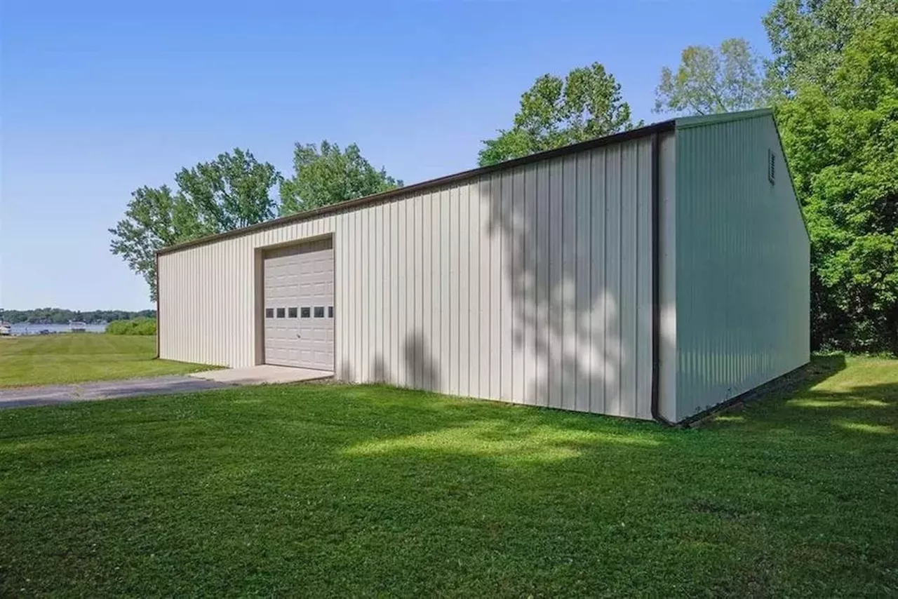 Image: This retro $2.59 million estate has a tunnel leading to Devils Lake