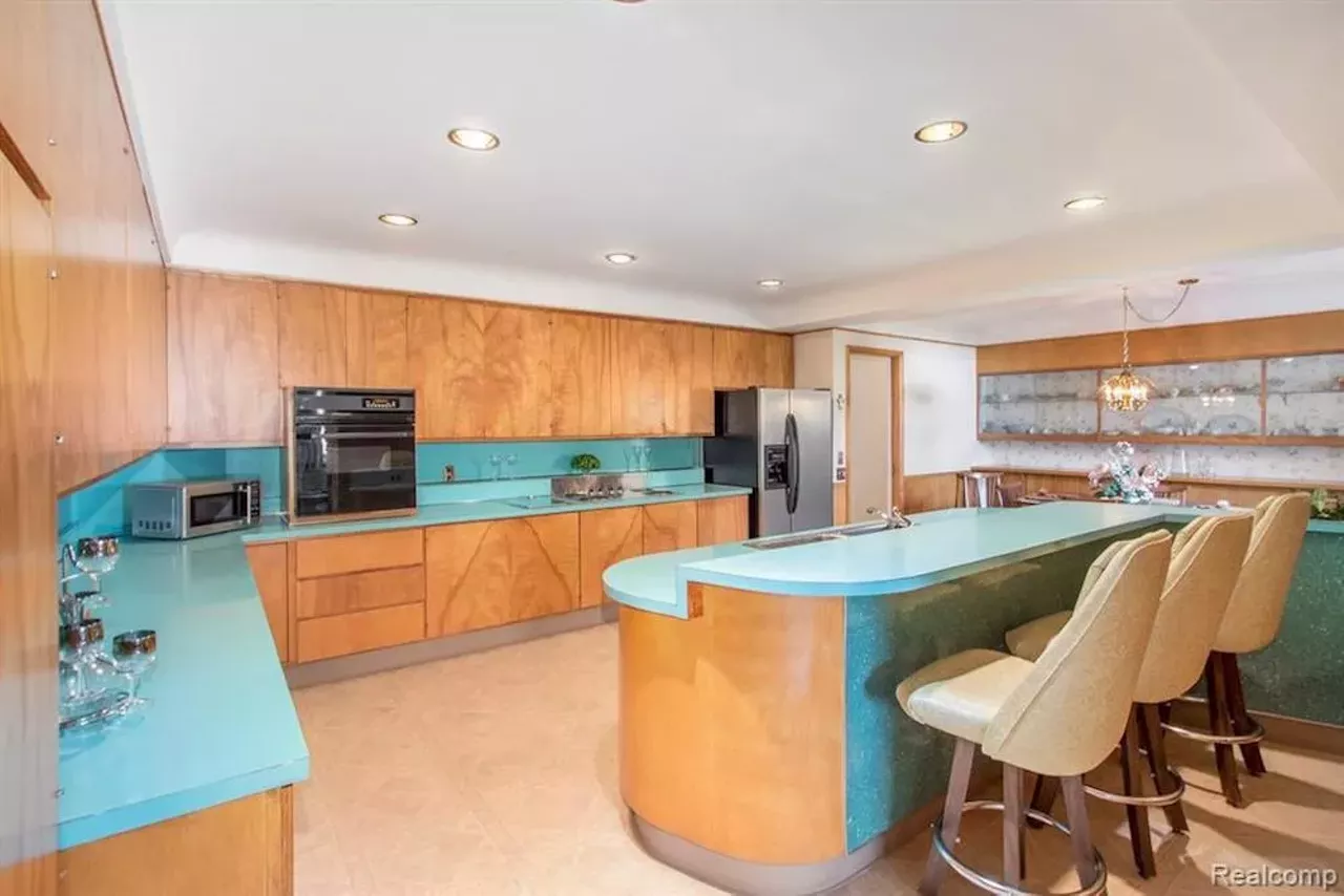 Image: This unassuming $255k St. Clair Shores ranch has a retro basement bar