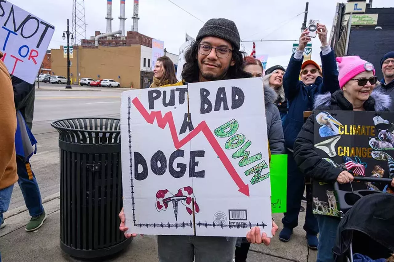 Image: Thousands protest Trump in Detroit as part of nationwide ‘Hands Off!’ rallies [PHOTOS]