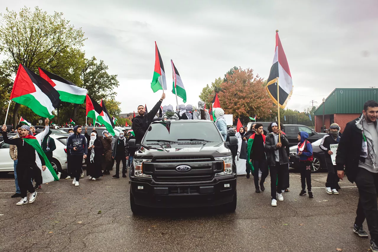 Image: Thousands show solidarity with Palestine at Dearborn rally