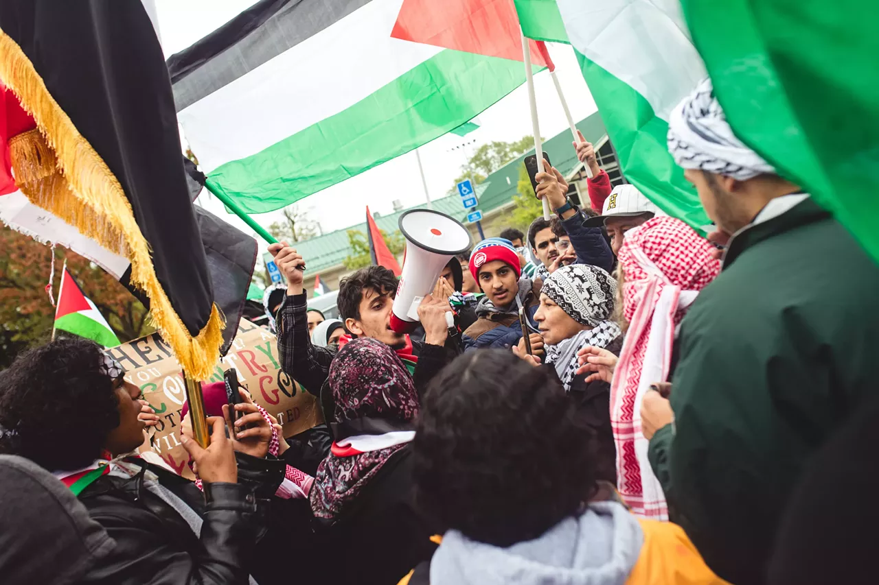 Image: Thousands show solidarity with Palestine at Dearborn rally