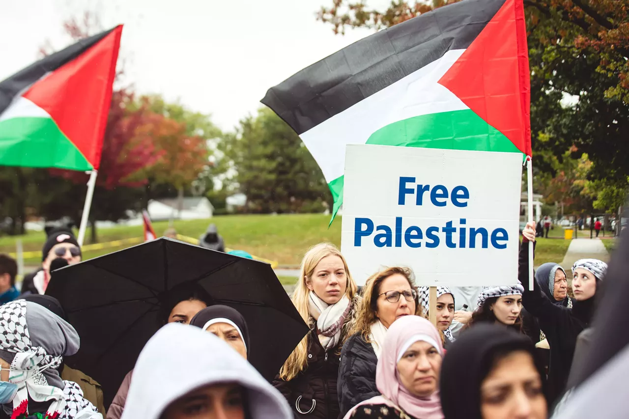 Image: Thousands show solidarity with Palestine at Dearborn rally