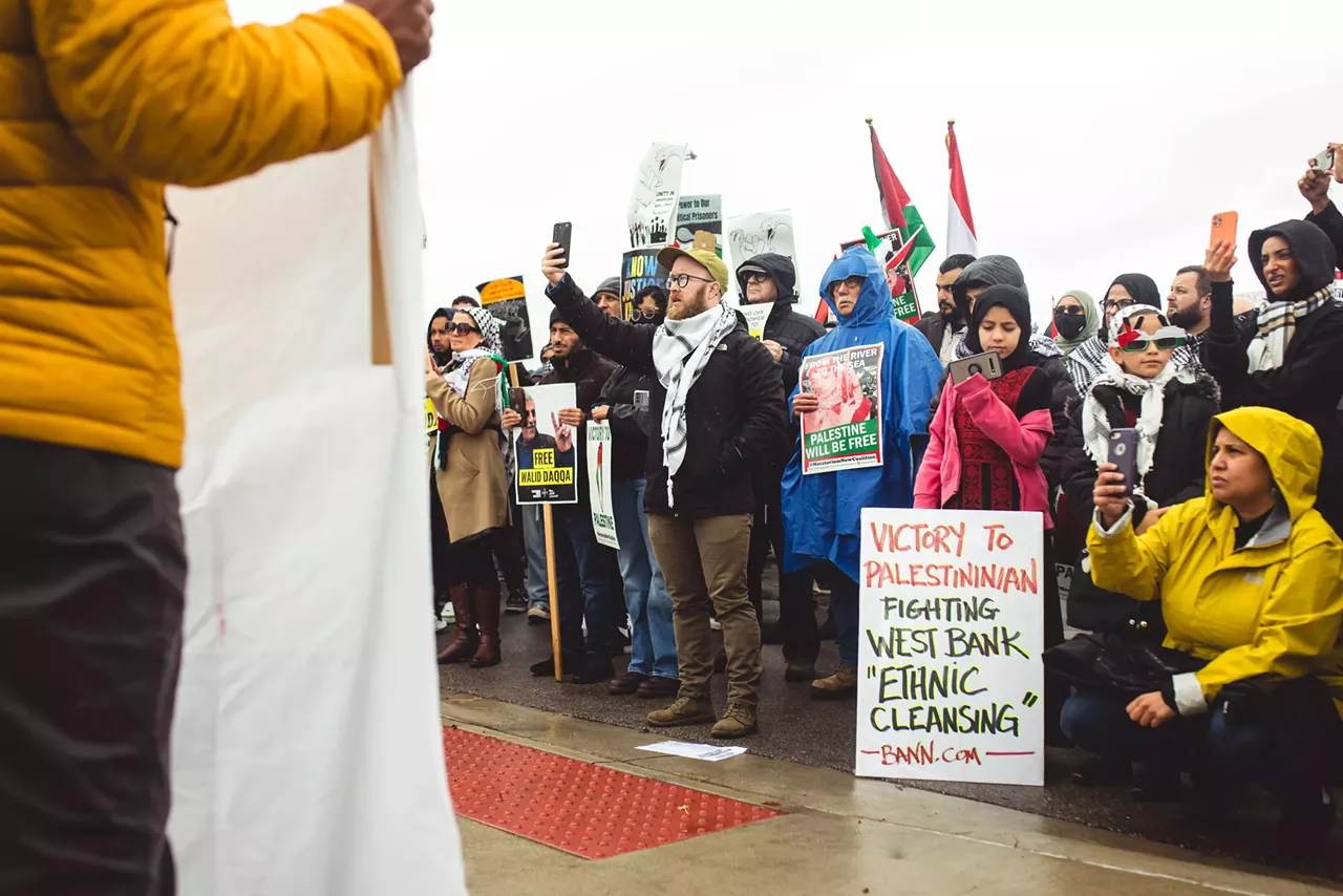 Image: Thousands show solidarity with Palestine at Dearborn rally