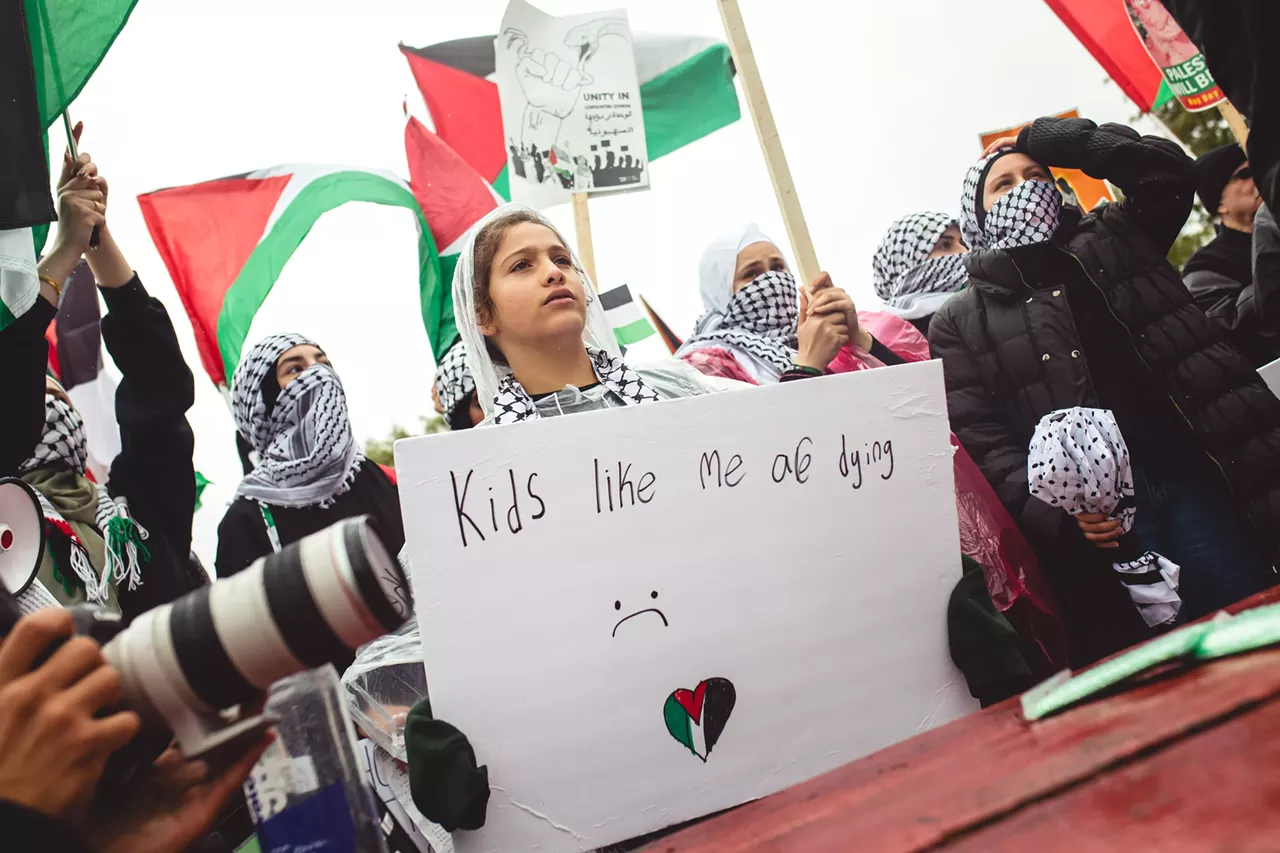 Image: Thousands show solidarity with Palestine at Dearborn rally