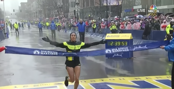 Michigan's Des Linden becomes first American woman to win Boston Marathon in 33 years