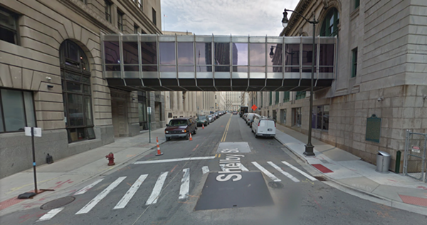 Brome's Balence Bar will soon serve from the pedestrian bridge. - Streetview