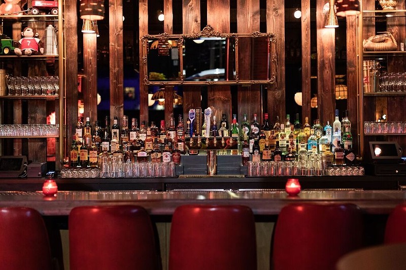 Grey Ghost team opens neighborhood bar and restaurant Second Best in Midtown (5)