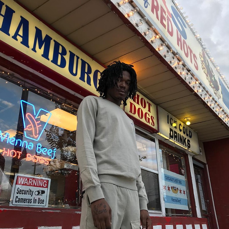 Up-and-coming Chicago rapper Lucki heads to El Club