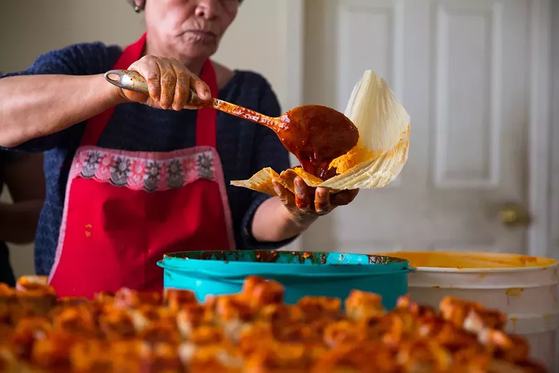 Review: Bodega Cat serves up hot tamales in Southwest Detroit