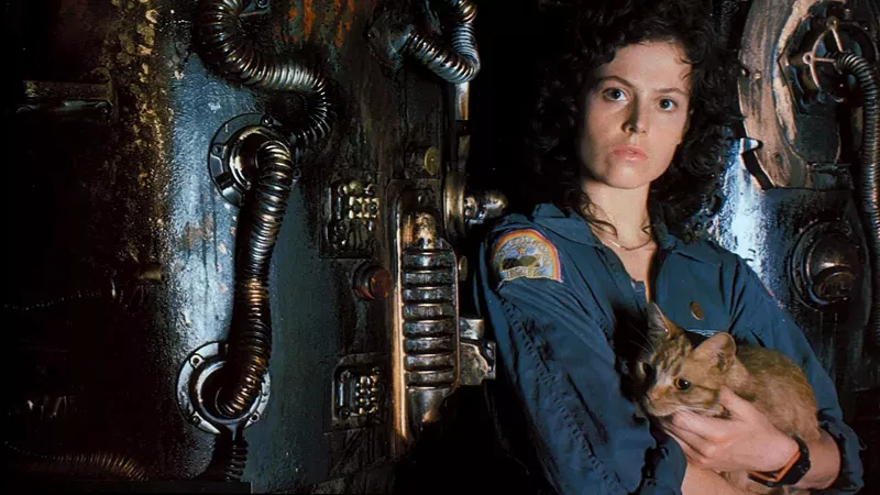 Sigourney Weaver as Ripley and Jonesy the cat. - 20TH CENTURY FOX