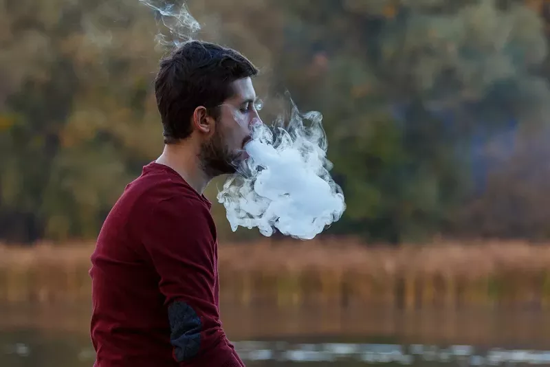 CDC finds 'breakthrough' link between deadly illness and vaping marijuana, not nicotine