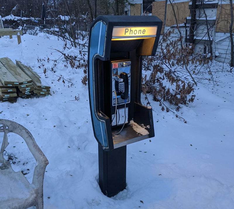 Detroit has a new old-school payphone that's free to use