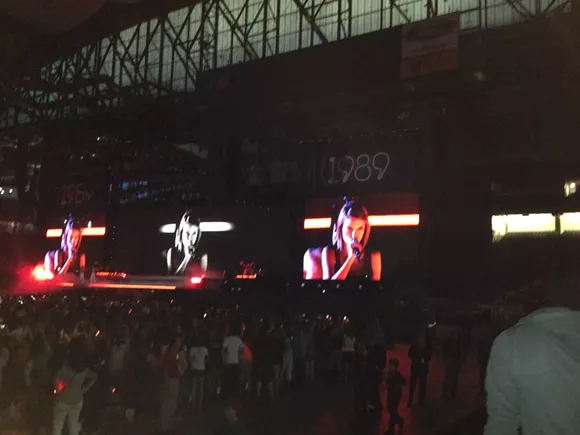 Concert review: Observations from Taylor Swift's '1989 Tour' (in 2015)