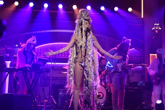 Miley Cyrus announces Detroit date with Flaming Lips backing band