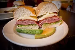 Mudgie's to sell ready-made sandwiches and salads