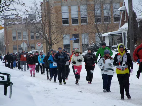 Plenty of people toughed out last year's Paczki Run. It should be plenty easier this year.