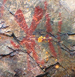 Nanabozho pictograph, Mazinaw Rock, Bon Echo Provincial Park, Ontario, Canada. - D. Gordon E. Robertson, Wikimedia Commons