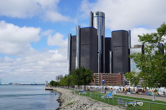 The Active Times warns: Don't visit Detroit alone!