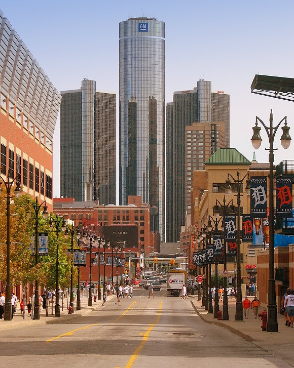 A car-free Motor City? Detroit to try Open Streets program