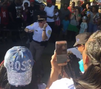 Video: Kalamazoo cop dances to Tupac at Black Lives Matter walk