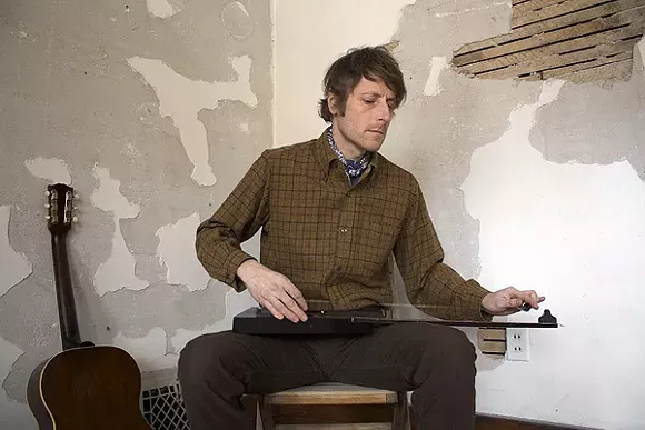 Gories founder Danny Kroha plays free lunchtime set in Dearborn