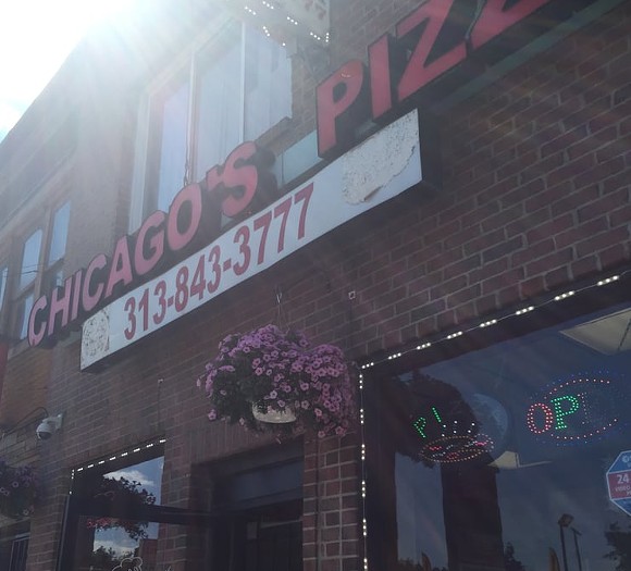 VIDEO: Detroit pizza store owner opens a can of whoop ass on would-be robber