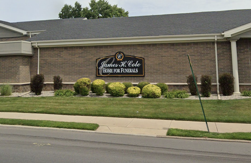 Woman pronounced dead by Southfield Fire Department found breathing at Detroit funeral home