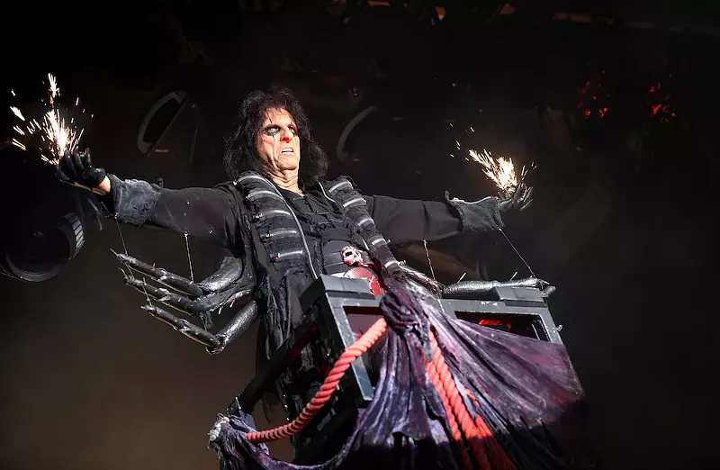 Alice Cooper will sign your copy of 'Detroit Stories', human blood sold separately. - yakub88 / Shutterstock.com