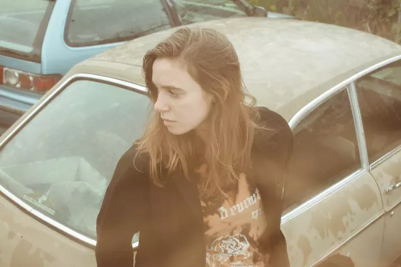 Julien Baker. - Alysse-Gafkjen