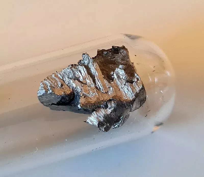 Elemental neodymium, a rare earth metal. - Tobias Meints / Wikimedia Commons