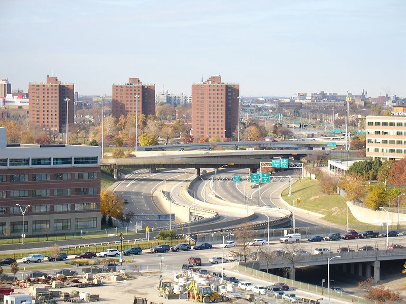 Detroit's I-375 in 2007. - GAB482, FLICKR CREATIVE COMMONS