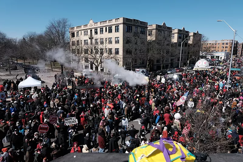 Marche du Nain Rouge.  - Kate Sassak