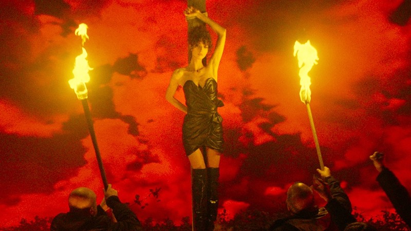 There’s a lot at stake in Gaspar Noé’s Lux Æterna, but the provocateur largely resigns himself.