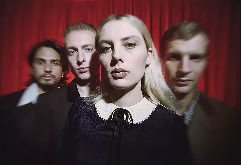 Hungry like the wolf: Wolf Alice. - Jordan Hemingway