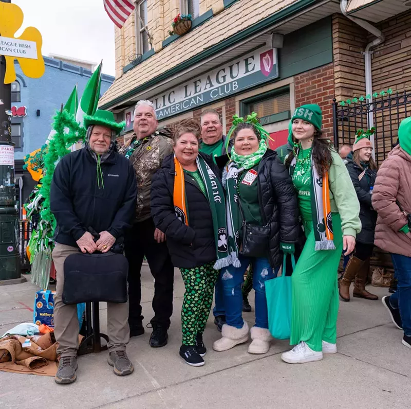 So, five Irish and a Pollack… No joke. Our writer with Clan Taylor (Garrett, Sheila, Sean, sister Siobhan, and Michaela (Sheila’s daughter). - Joe Maroon