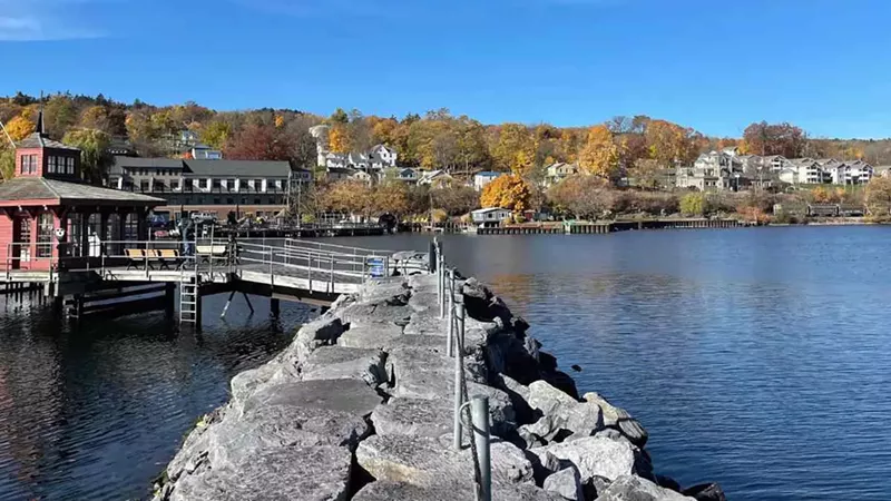 Scenic Lakes Around New York to Explore This Season