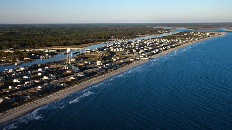 Exploring the Coastal Charm of North Carolina Beaches