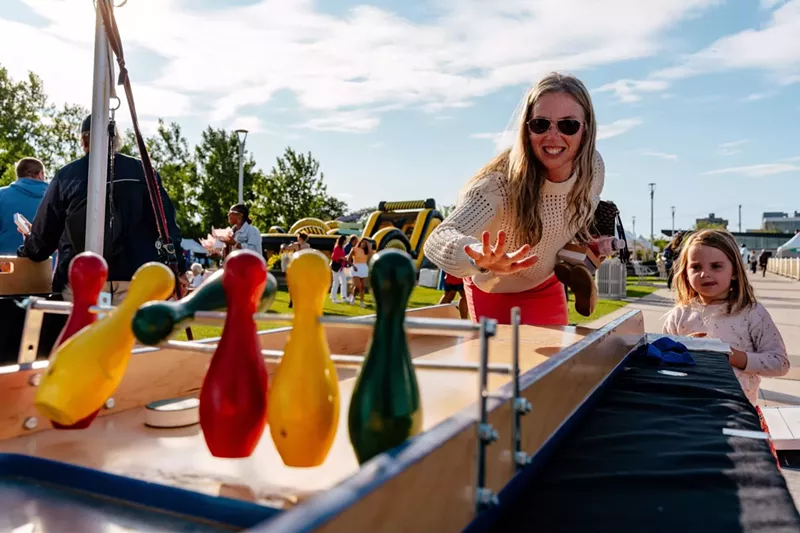 THE DETROIT RIVERFRONT CONSERVANCY’S SHIMMER ON THE RIVER FUNDRAISER KICKS OFF SUMMER ON JUNE 26 AT VALADE PARK (2)