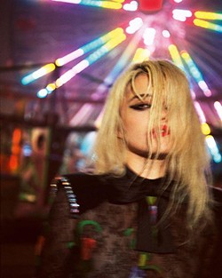 Electropop siren Sky Ferreira to perform on New Year's Eve at El Club