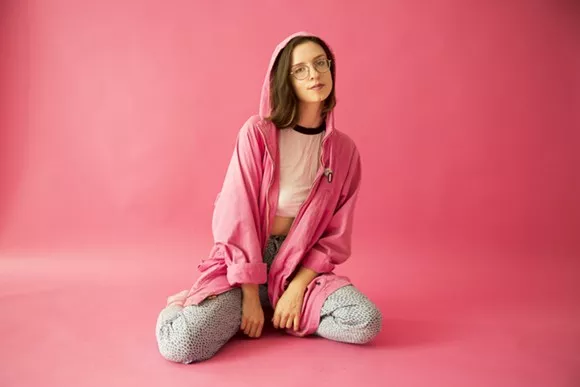 Stef Chura. - Arvida Byström