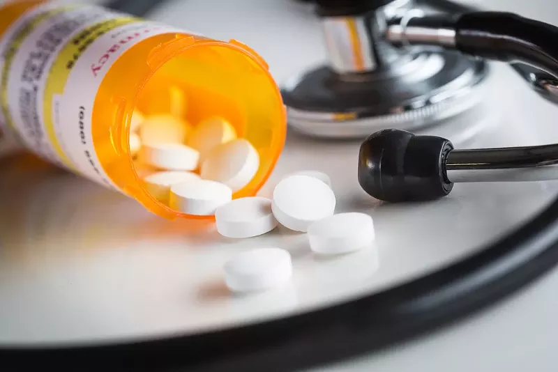 Southfield doctor gets license suspended after allegedly overprescribing controlled substances