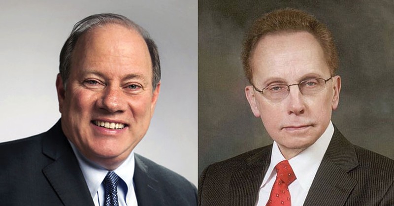 Detroit Mayor Mike Duggan, left, and Warren Mayor Jim Fouts.